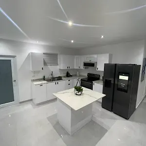 san-juan-luxury-apartaments.comcaribbean.com/